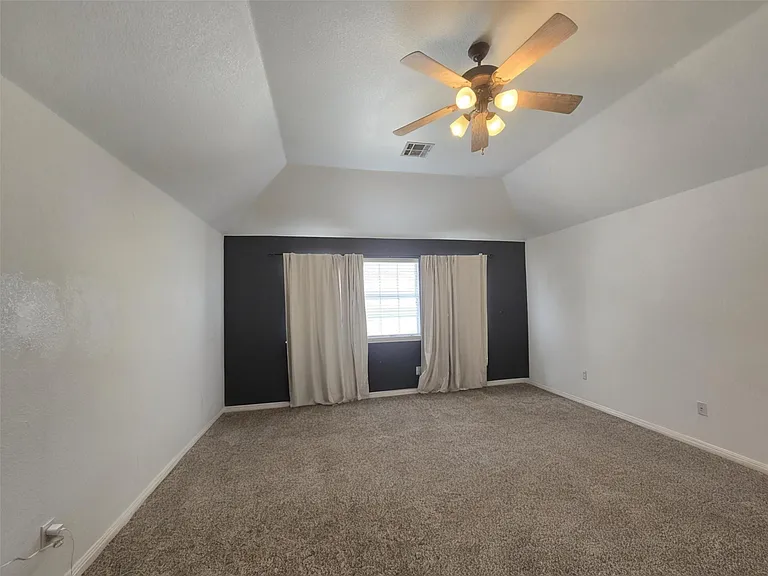 10620 Chestnut Ridge Rd — Photo 11