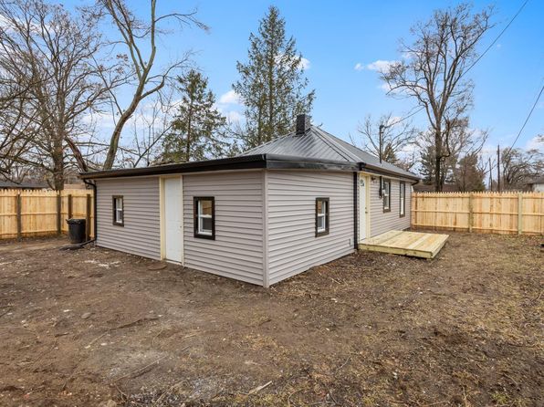 52804 Forestbrook Ave, South Bend, IN 46637