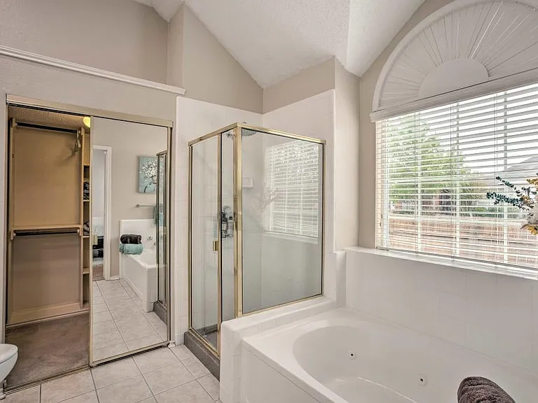 6325 Wildhaven Dr — Photo 12