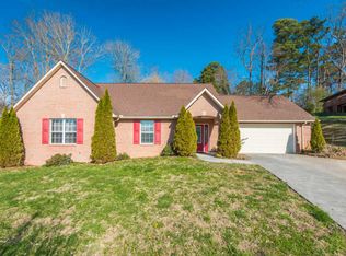 2209 Martha Berry Dr, Knoxville, TN 37918