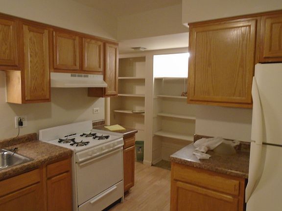 4th image of 7354 Winthrop Way Unit 6