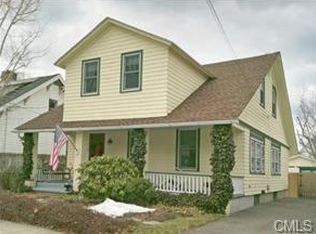 482 Courtland Ave, Bridgeport, CT 06605