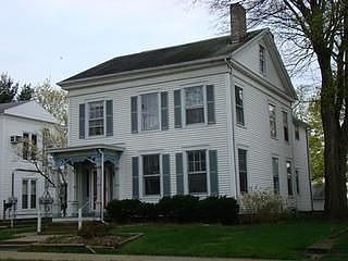 1st image of 114 E Gambier St