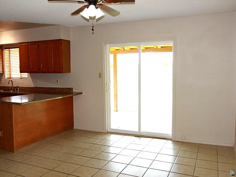 4563 W 18th Ln — Photo 11