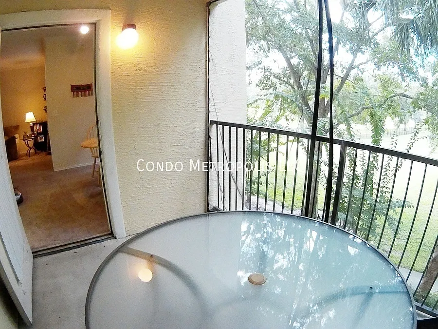 Your Perfect 1b-1b Orlando Retreat Awaits! Partial Golf Course Views ~ — Photo 2