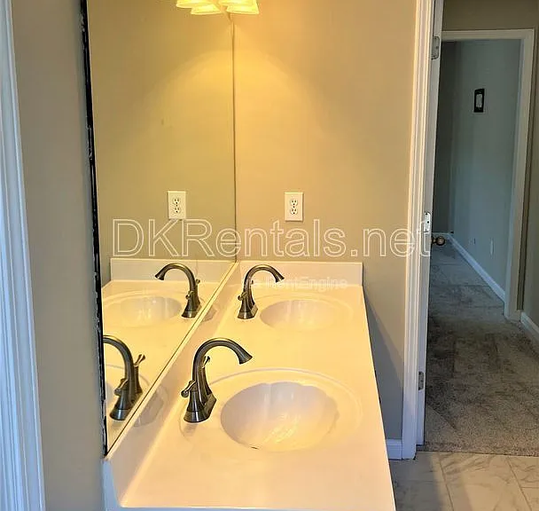 416 Carmain Ln NW — Photo 39