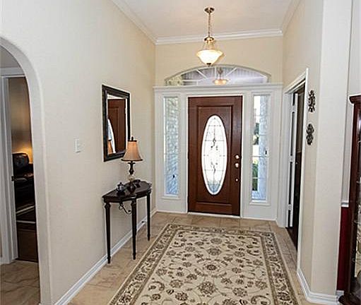 Warm and inviting Foyer
