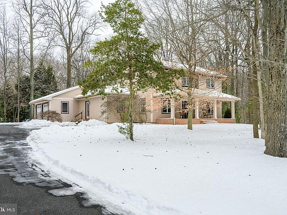 4th image of 204 Double Creek Rd