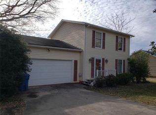 1130 Cloninger Mill Rd NE, Hickory, NC 28601