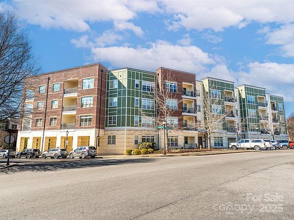 2nd image of 42 Schenck Pkwy Ste B09