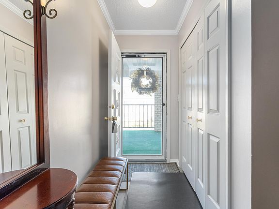 4th image of 4501 N Wheeling Ave #5E-5