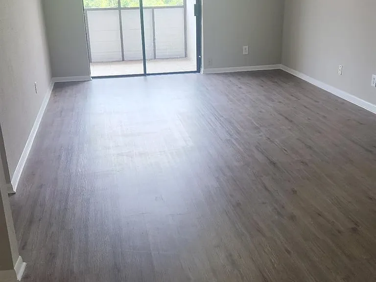 3025 Walnut Bend Ln #35 — Photo 4
