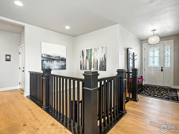 4th image of 1101 Hillside Ln
