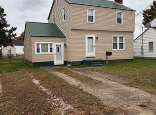 122 Pleasant St, Point Pleasant, WV 25550