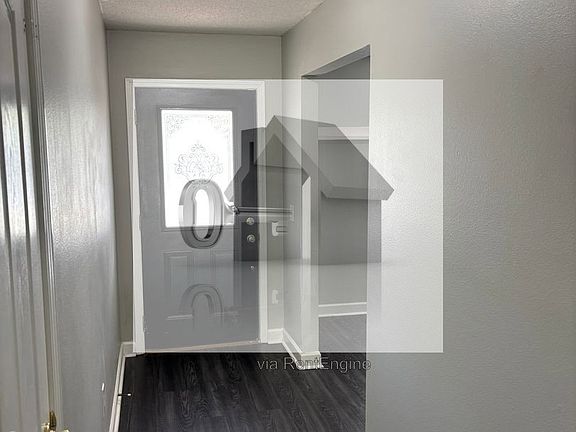 3rd image of 1068 Joaquin Rd