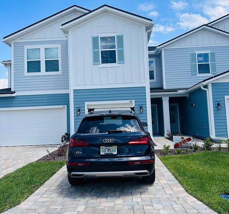 1st image of 59 Thurnham Ln