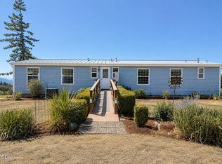 3741 Oak Hill Rd, Roseburg, OR 97471