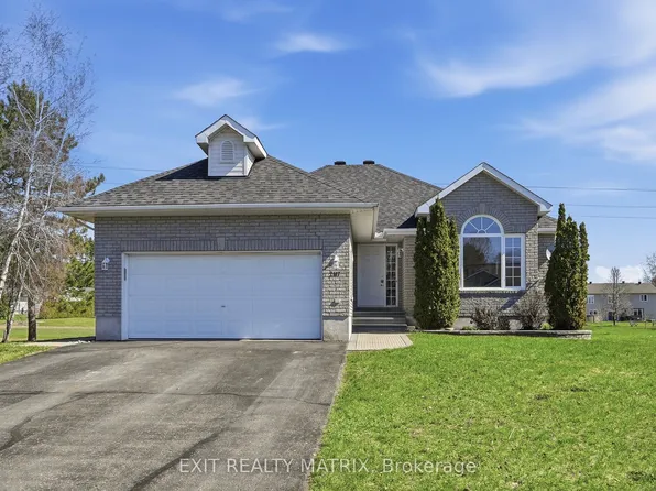 2117 Lemery St, Clarence Rockland, ON K0A 1E0