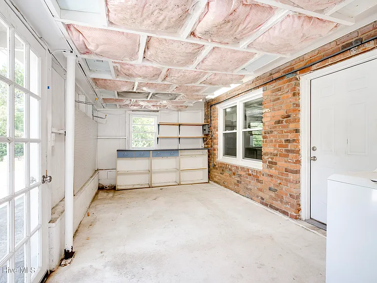 2107 Faircrest Ave #A — Photo 14