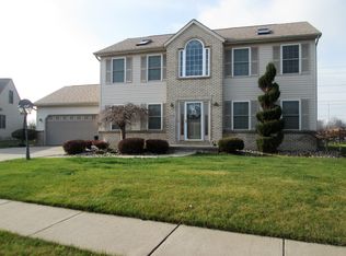 1114 Vieth Dr, Oregon, OH