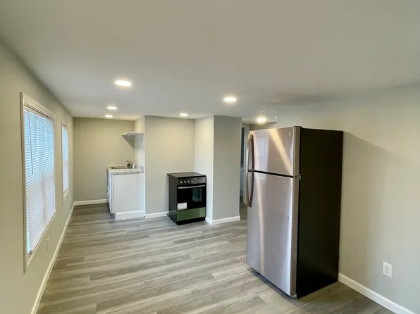 (undisclosed Address), Worcester, MA 01604