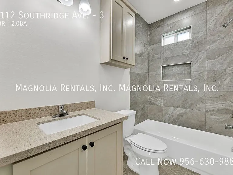 2112 Southridge #3 — Photo 9