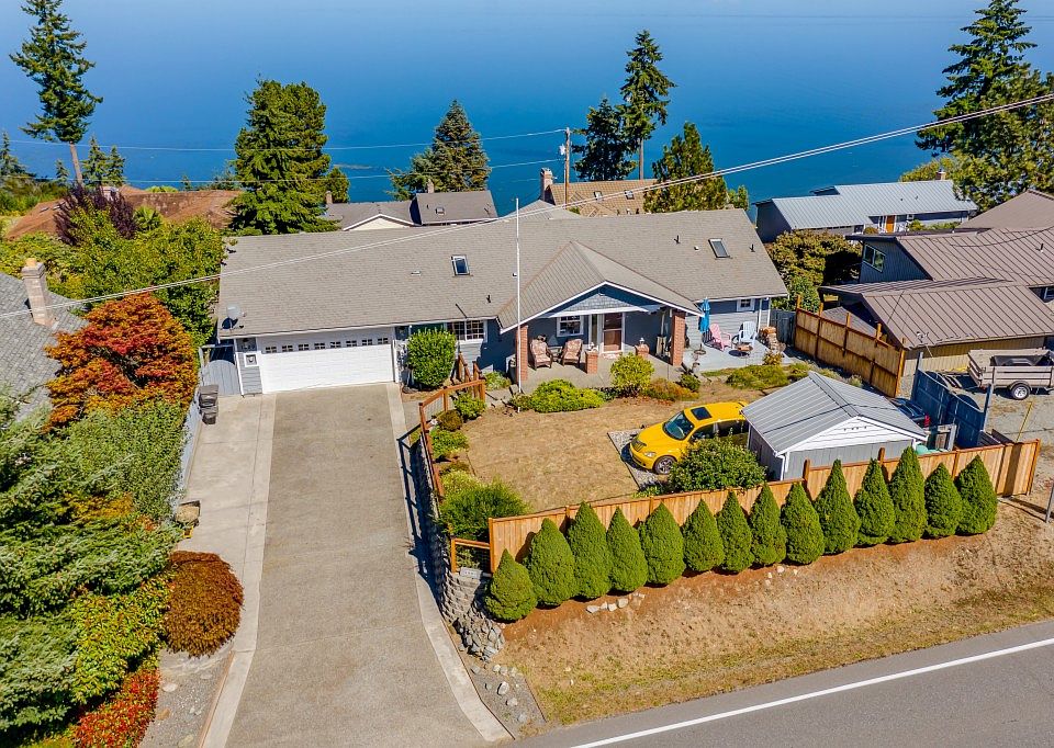 1st image of 1809 S East Camano Dr