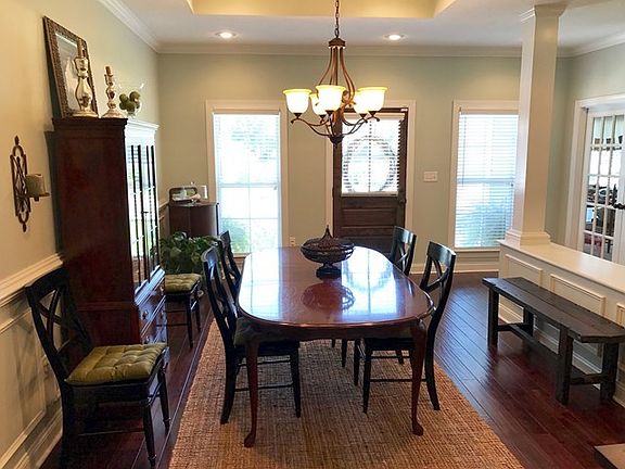 4th image of 4445 Kenilworth Cir