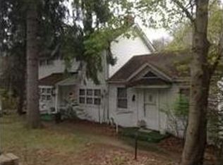 822 Cochran Mill Rd, Clairton, PA 15025