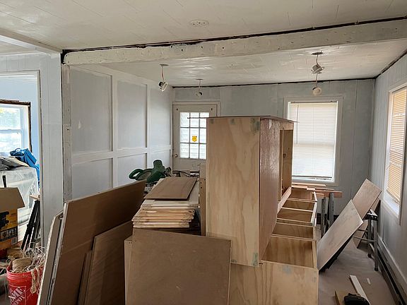 4th image of 102 Wood Road Trl