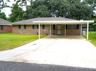 722 E Division St, Jennings, LA 70546