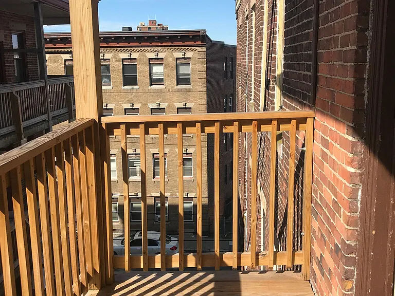 56 Ward St #4B — Photo 6