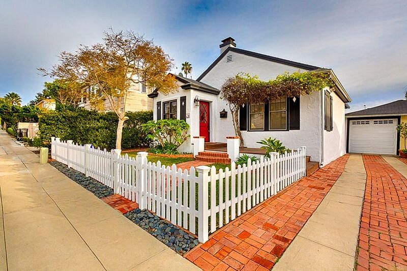 1st image of 563 Sea Ln