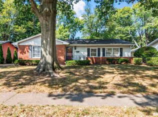 2709 Arlington Dr, Springfield, IL 62704