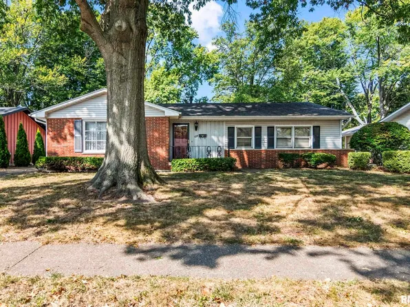 2709 Arlington Dr, Springfield, IL 62704