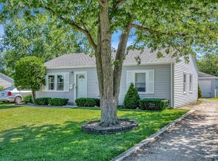 1714 Burry Circle Dr, Crest Hill, IL 60403