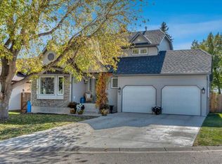 23 W Madison Ct, Strathmore, AB T1P1M5