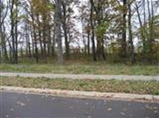 17 Sonoma Ct, Baroda, MI 49101