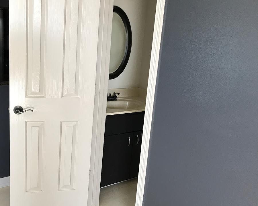 1st image of 1325 E Daffodil Unit A