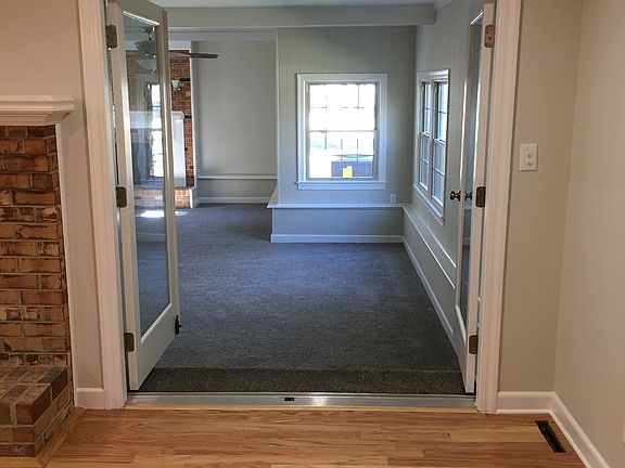 4th image of 4601 Old Woodland Dr