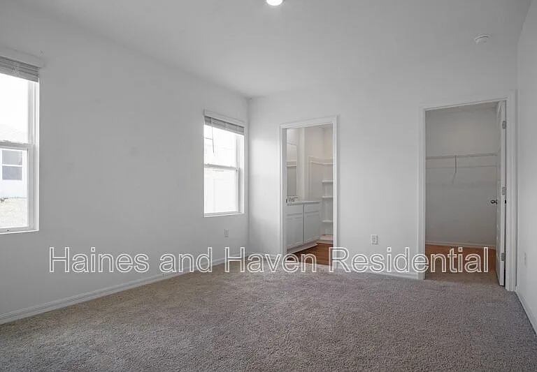 5714 Somerset Dr — Photo 9