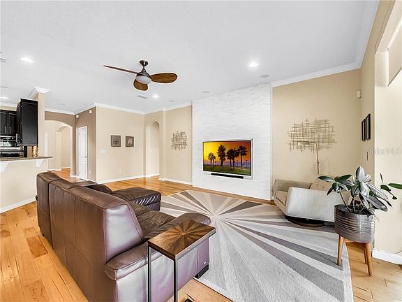 5th image of 1128 Bella Vista Cir