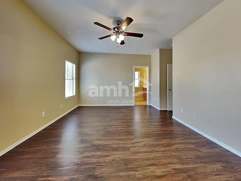 2548 W Spencer Run — Photo 10