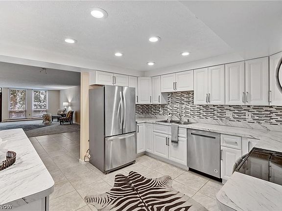 5th image of 2365 Covington Rd APT 123
