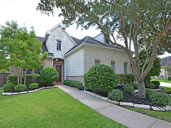 2nd image of 3922 Lakeridge Canyon Dr