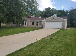 2243 W Rawson Ave, Oak Creek, WI 53154