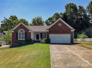 7708 Palmerfield Dr, Mint Hill, NC 28227