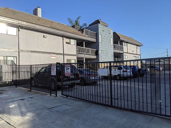 3rd image of 9922 W Broadway #9922-14