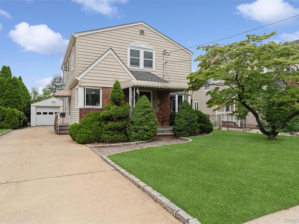 1st image of 163 Bregman Avenue