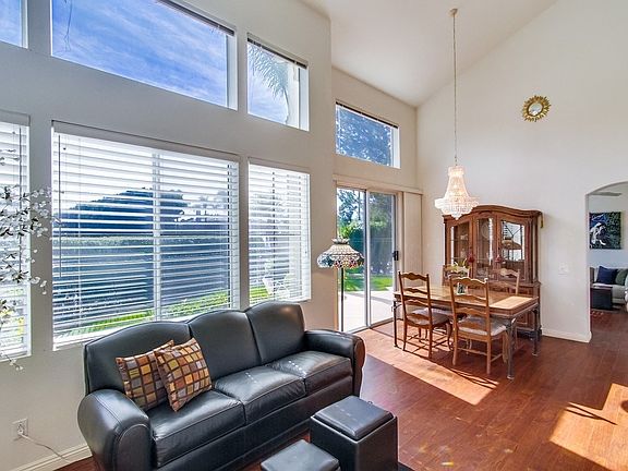 2nd image of 5309 Renaissance Ave